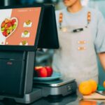 Crypto POS execution guide for stores: staff training, fallback paths, and reporting