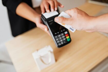 Instant payment processing for merchants: why settlement speed matters