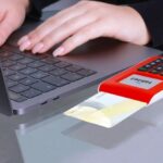 Scan to pay in retail: deployment steps, signage, and cashier workflow design